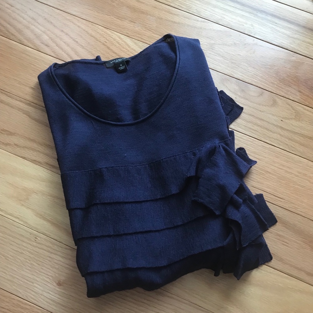 🎀ANN TAYLOR🎀 Ruffle Front Top - Picture 7 of 7